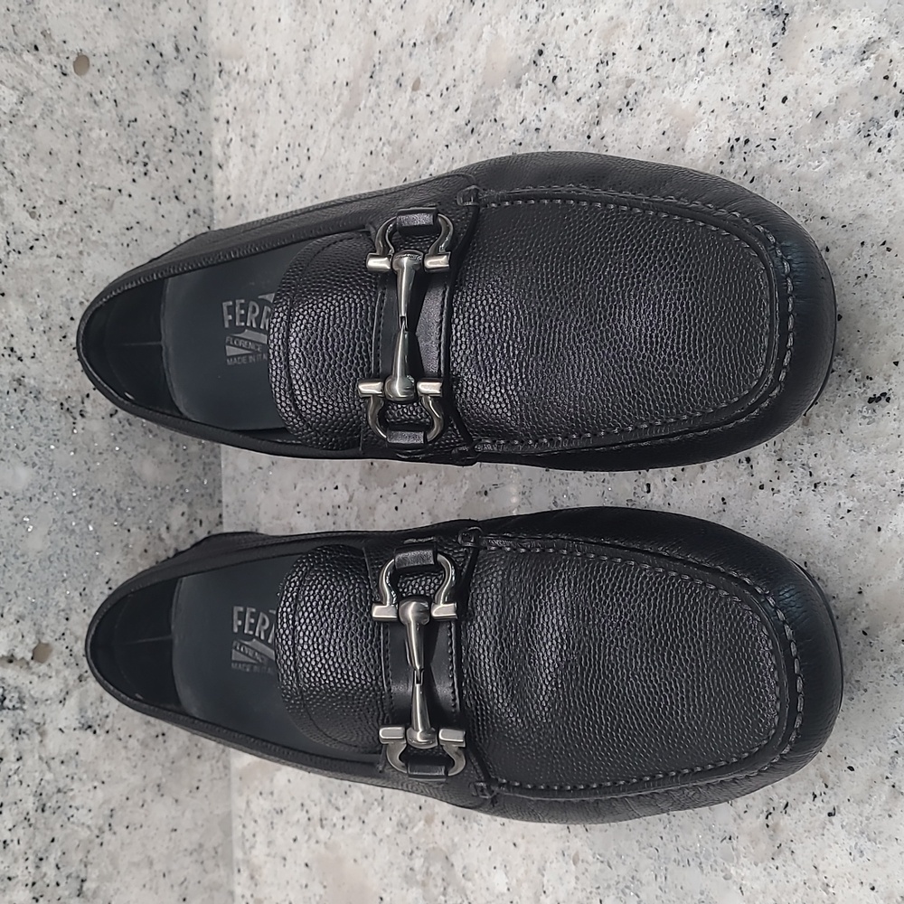 Salvatore Ferragamo Gancini Men's Parigi Black Leather Loafers